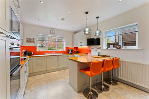 Kitchen/Diner- click for photo gallery